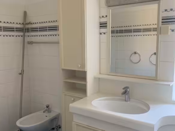 Badezimmer 1. OG