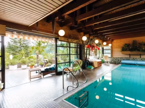 Pool-1