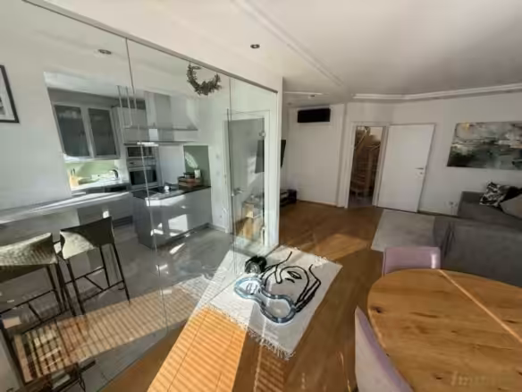 Wohnraum Blick zur Küche
