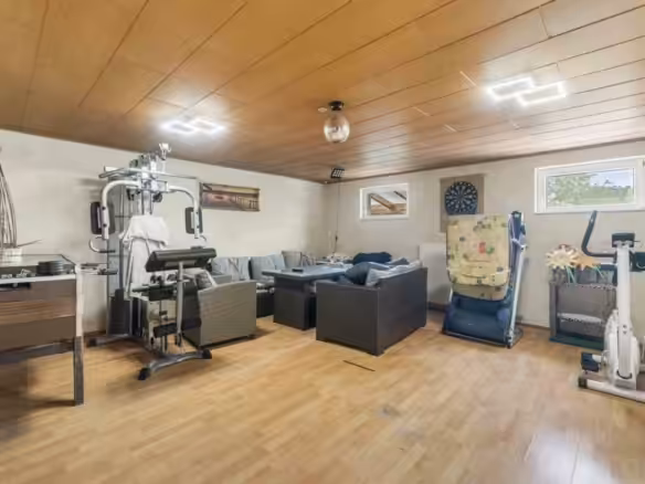 Fitnessraum im KG