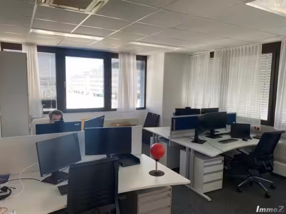 Büro 1