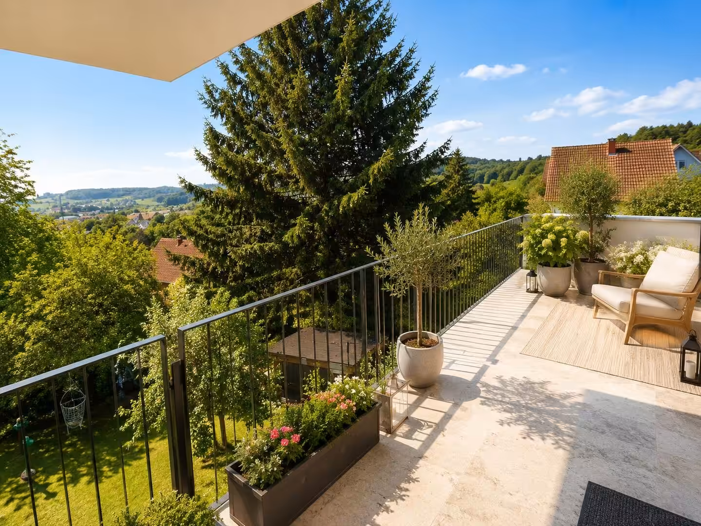 Blick von der oberen Terrasse