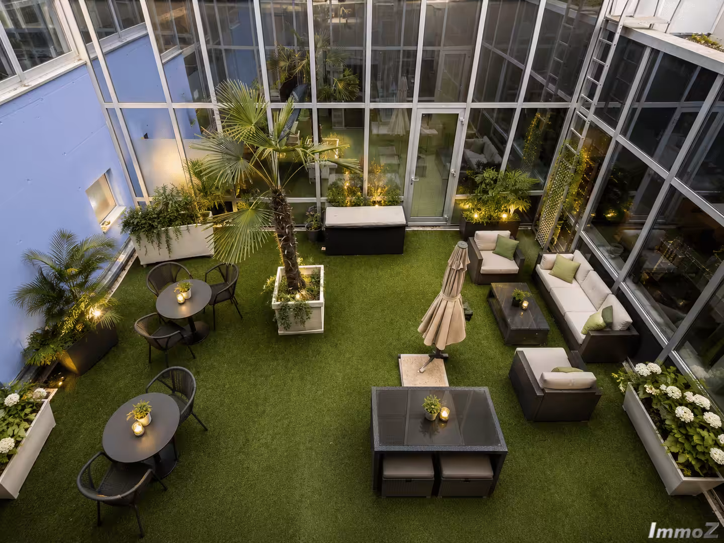 Innenhof-Mitarbeiterlounge
